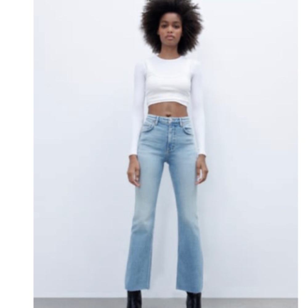 ZARA TRF FLARED CROP JEANS LIGHT BLUE